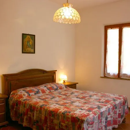 La Contea Villa Lucignano